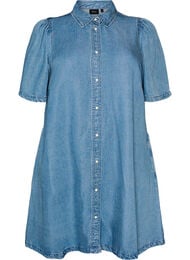 Jeanskl&auml;nning i lyocell med knappar och korta &auml;rmar, Bl&aring;