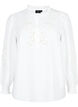 Blus med volanger och Broderie anglaise, Bright White, Packshot image number 0