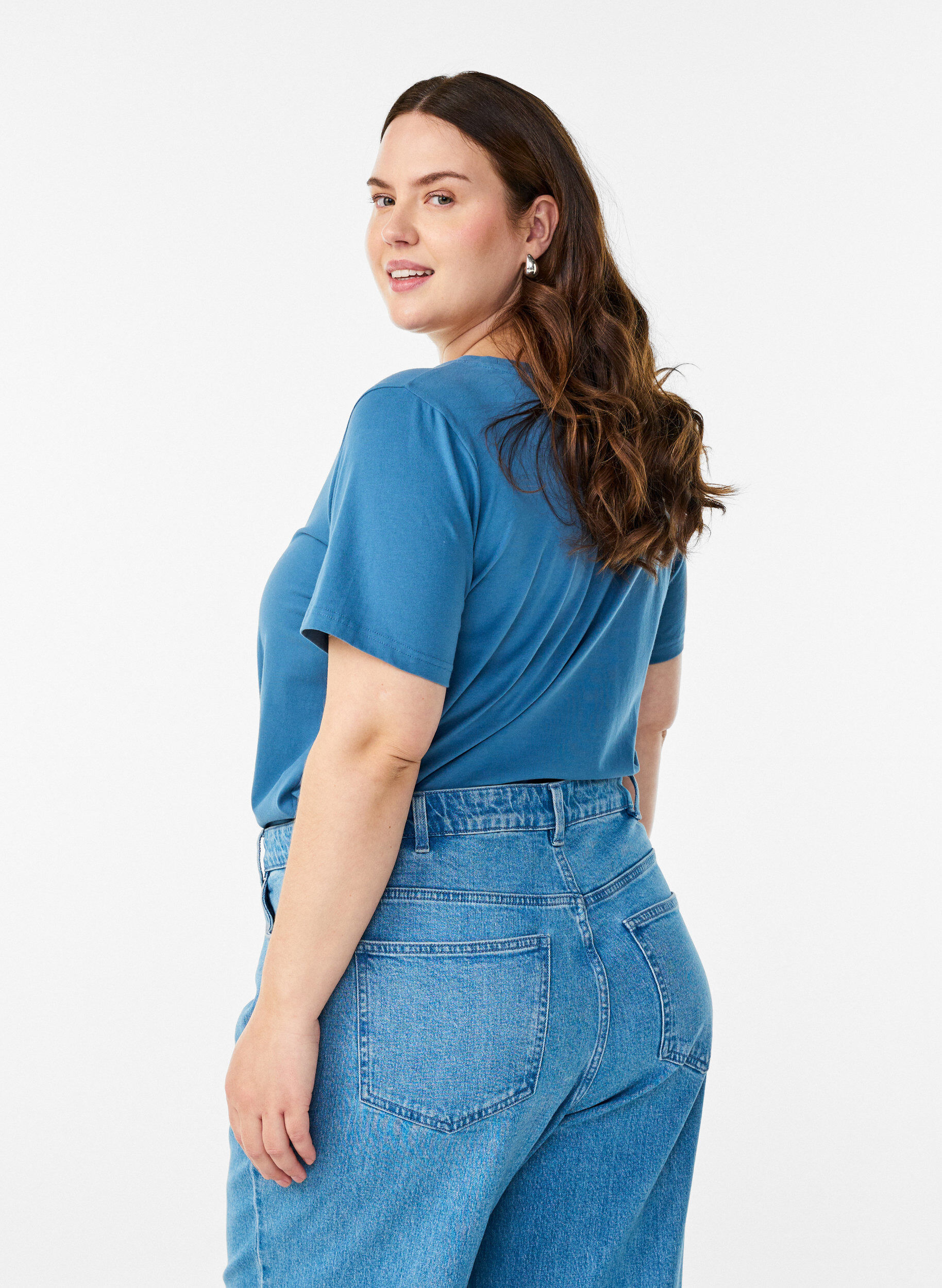 ZizziEnf&auml;rgad bas-t-shirt i bomull, Bl&aring;, Model image number 2