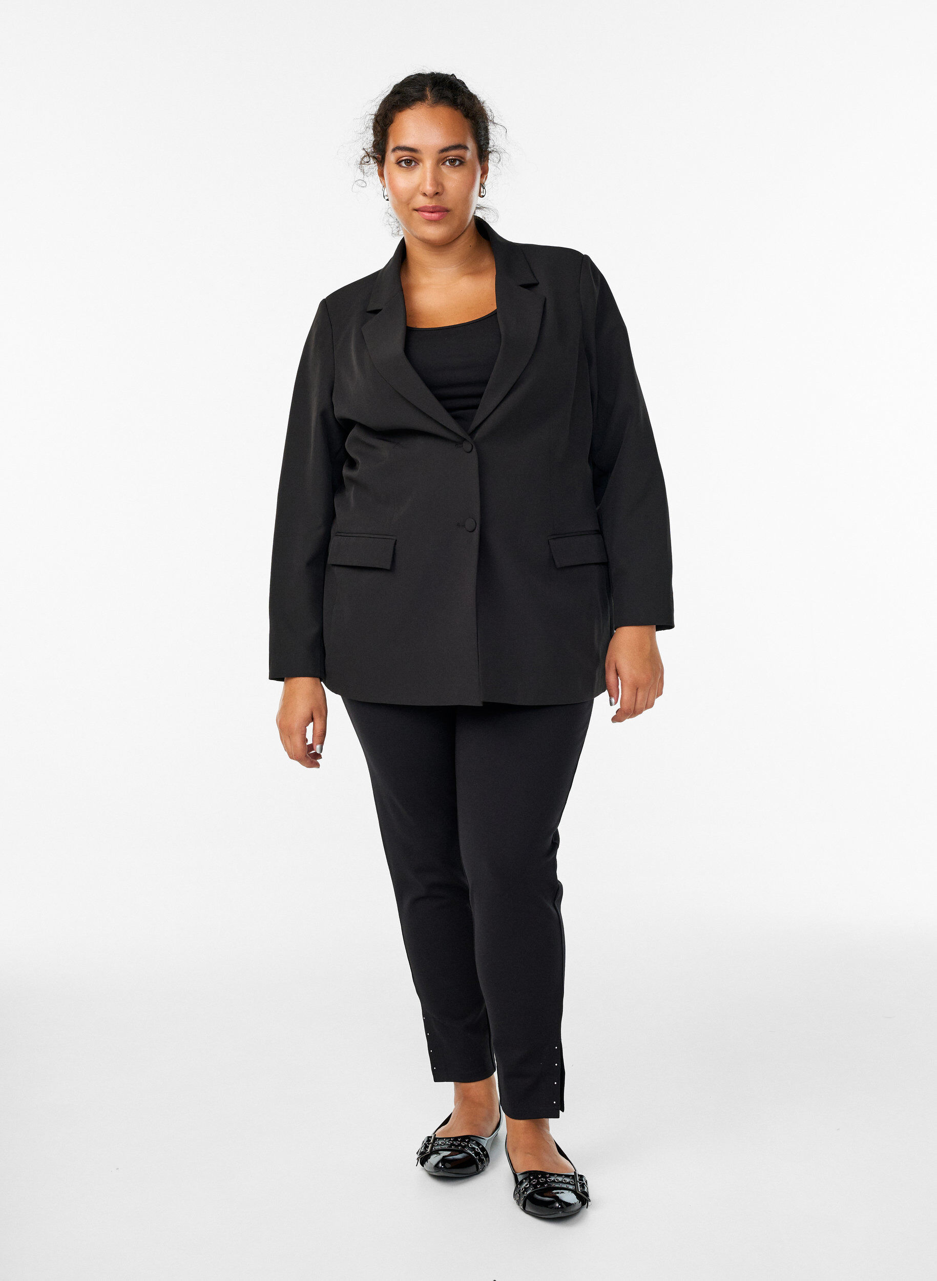 Zizzi Leggings med slitsar och sm&aring; strass-stenar, Svart, Model image number 1