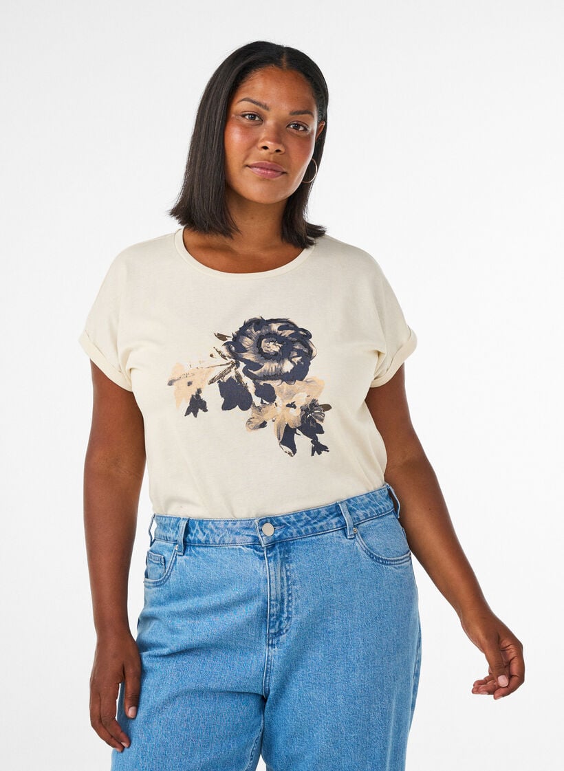 T-shirt med dekorativt tryck framtill, Vanilla, Model image number 0