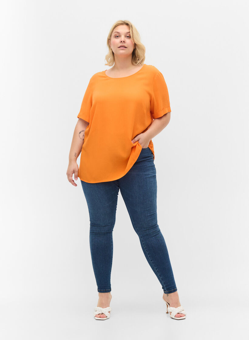 Kortärmad blus i viskos, Orange Peel, Model image number 2