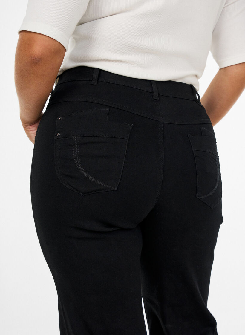 Gemma-jeans med normal passform och h&ouml;g midja, Svart, Model image number 2