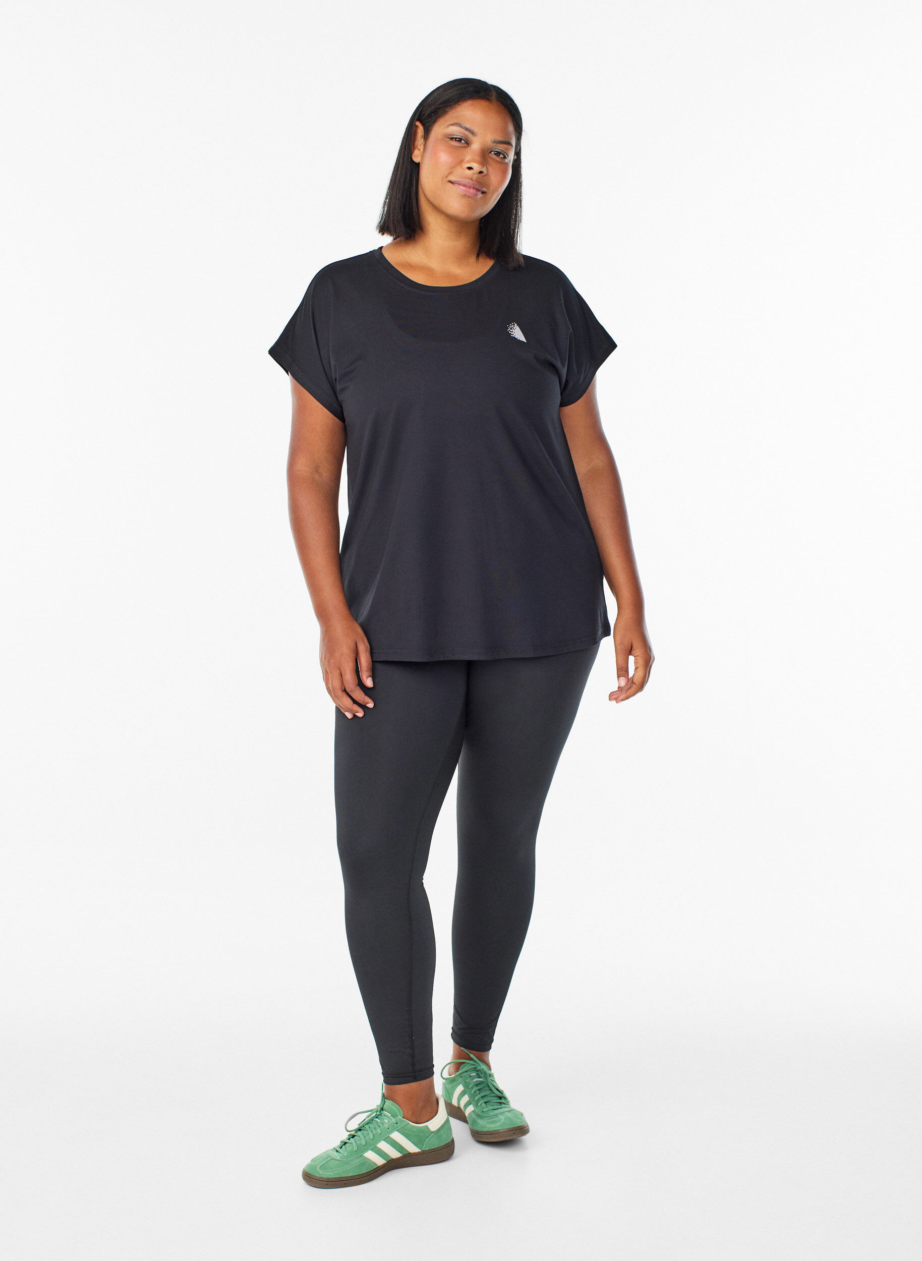 ZizziEnf&auml;rgad tr&auml;nings-T-shirt, Svart, Model image number 1