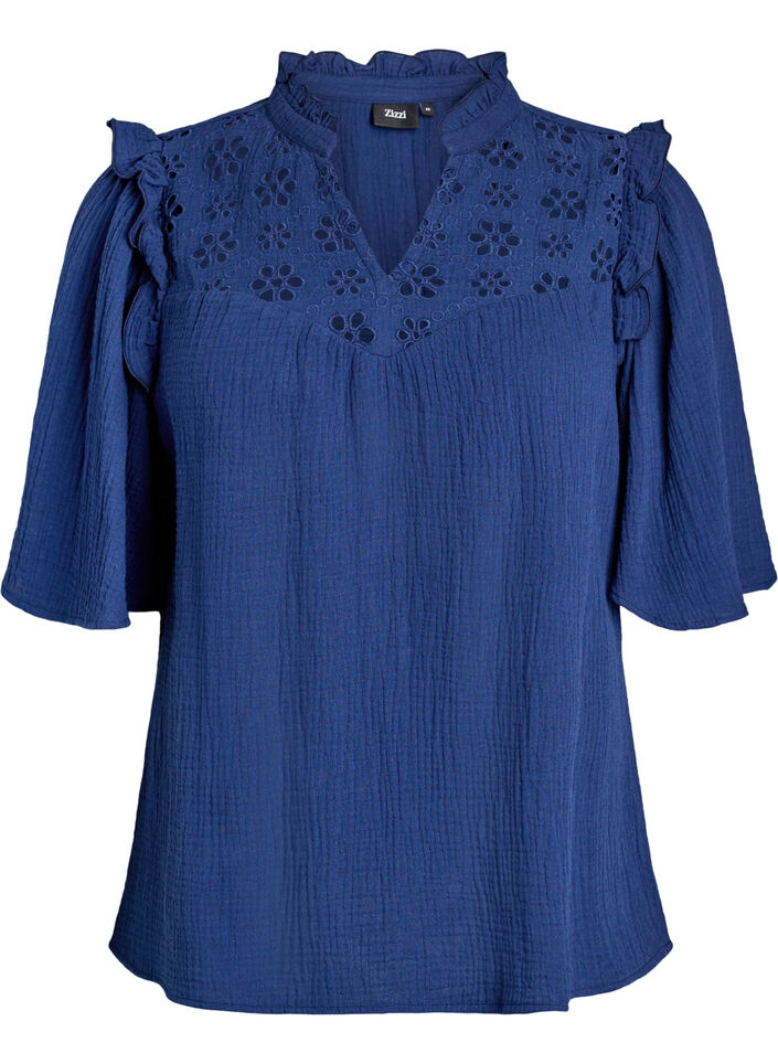 Blus i bomullsmuslin med broderie anglaise och 1/2-&auml;rm, Bl&aring;, Packshot image number 0
