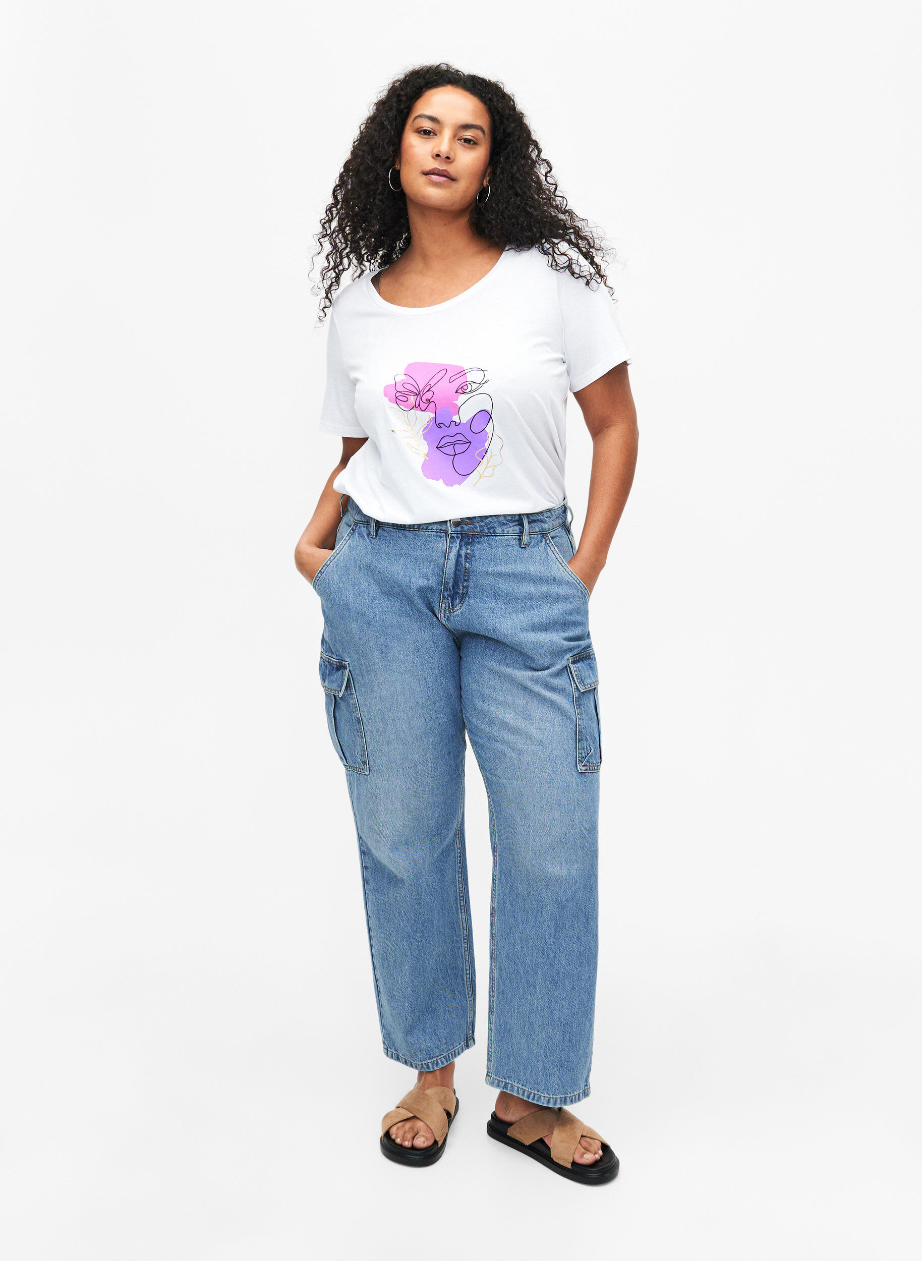 Zizzi T-shirt i bomull med motiv, B. White w. Face, Model image number 2