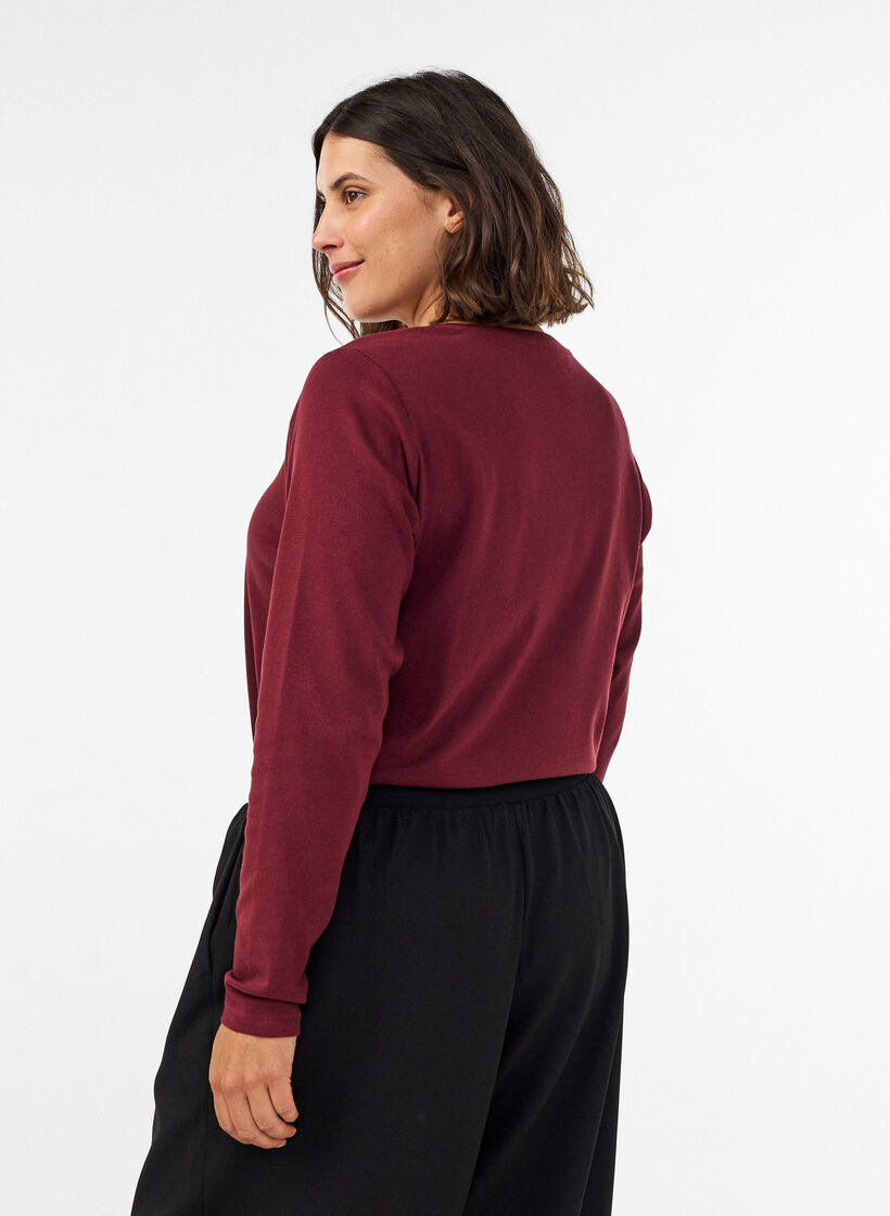 L&aring;ng&auml;rmad bas-T-shirt med rund hals, R&ouml;d, Model image number 2