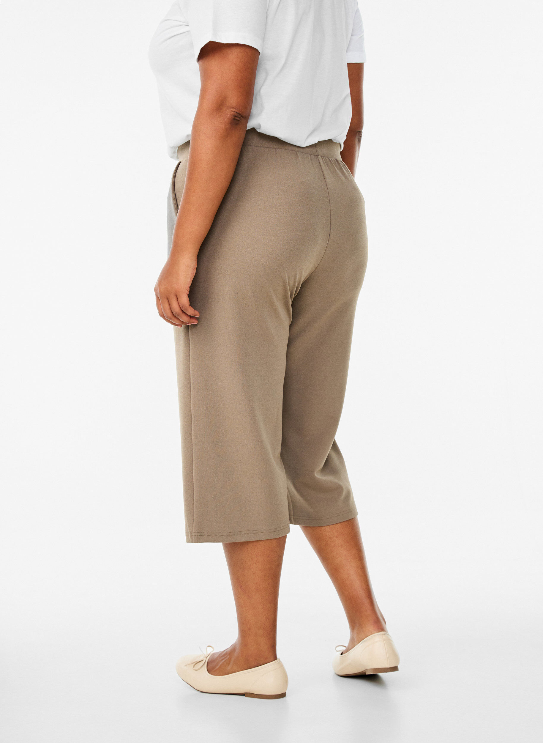 Zizzi FLASH - H&ouml;gmidjade knickers med l&ouml;s passform, Brun, Model image number 1