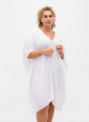 Strandklänning i viskos med spetsdetaljer, Bright White, Model image number 0