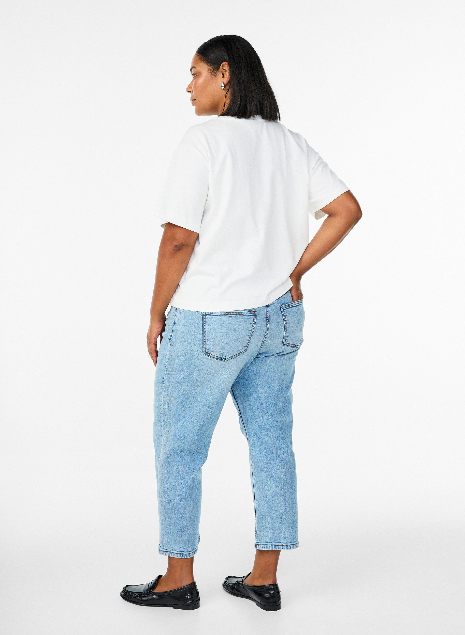 ZizziCroppade Vera-jeans med slitningar, Bl&aring;, Model image number 1