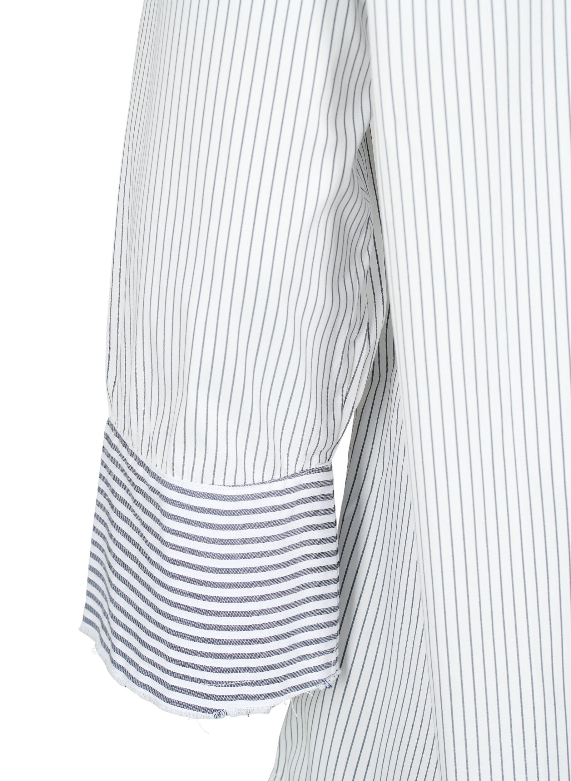 Zizzi L&aring;ng&auml;rmad skjorta med r&auml;nder, Lava Smoke Stripe, Packshot image number 3