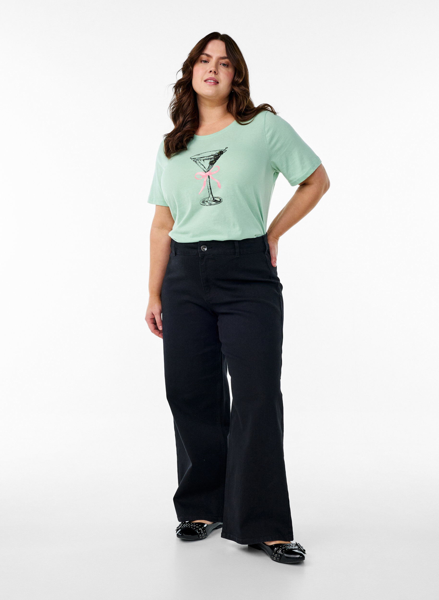 Zizzi FLASH - T-shirt med tryck, Gr&ouml;n, Model image number 1