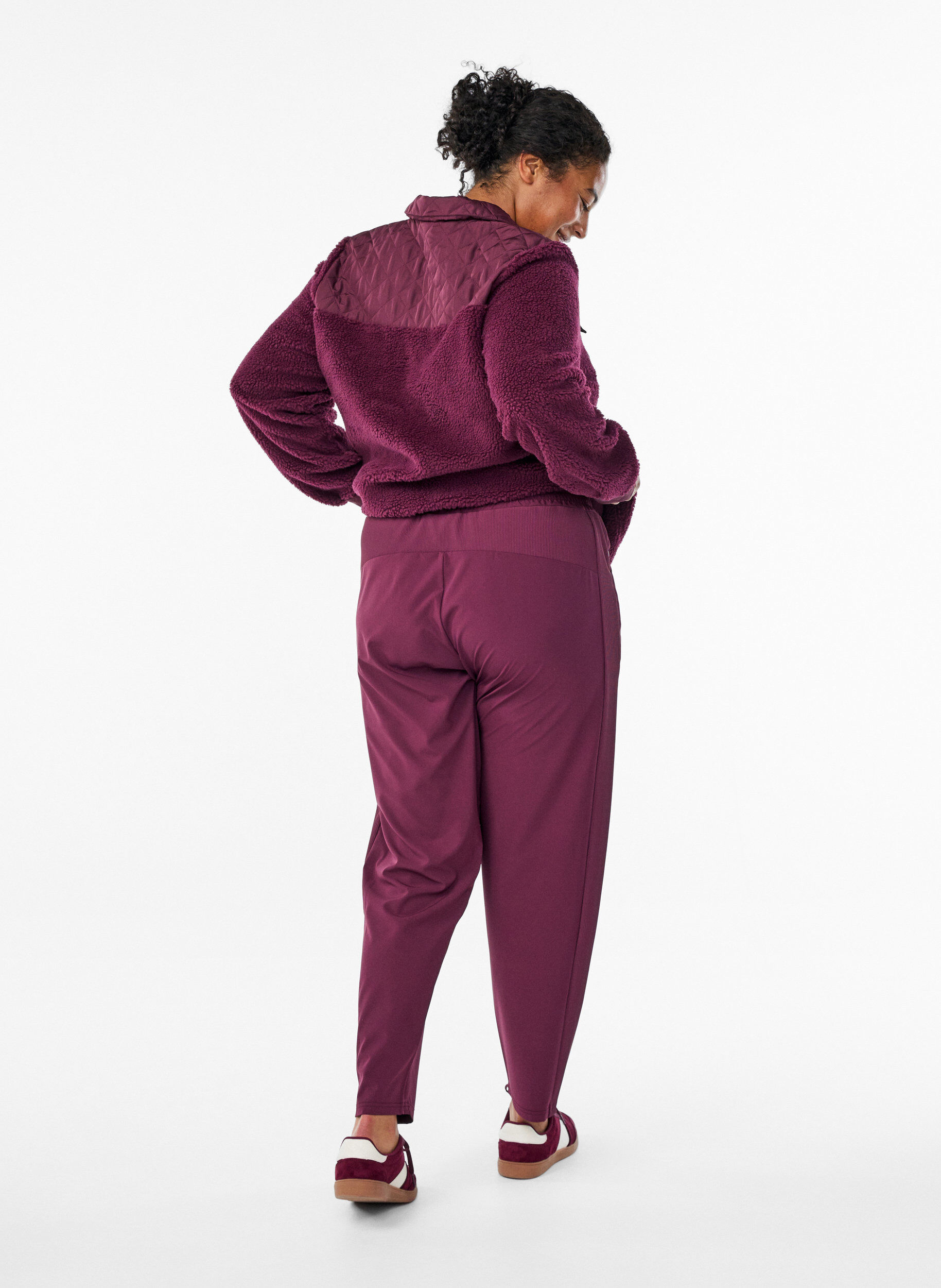 Zizzi L&auml;ttviktstr&auml;ningsbyxor med fickor, R&ouml;d, Model image number 1