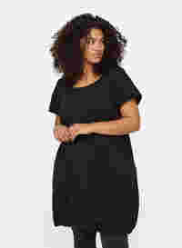 Kortärmad klänning i bomull, Black, Model