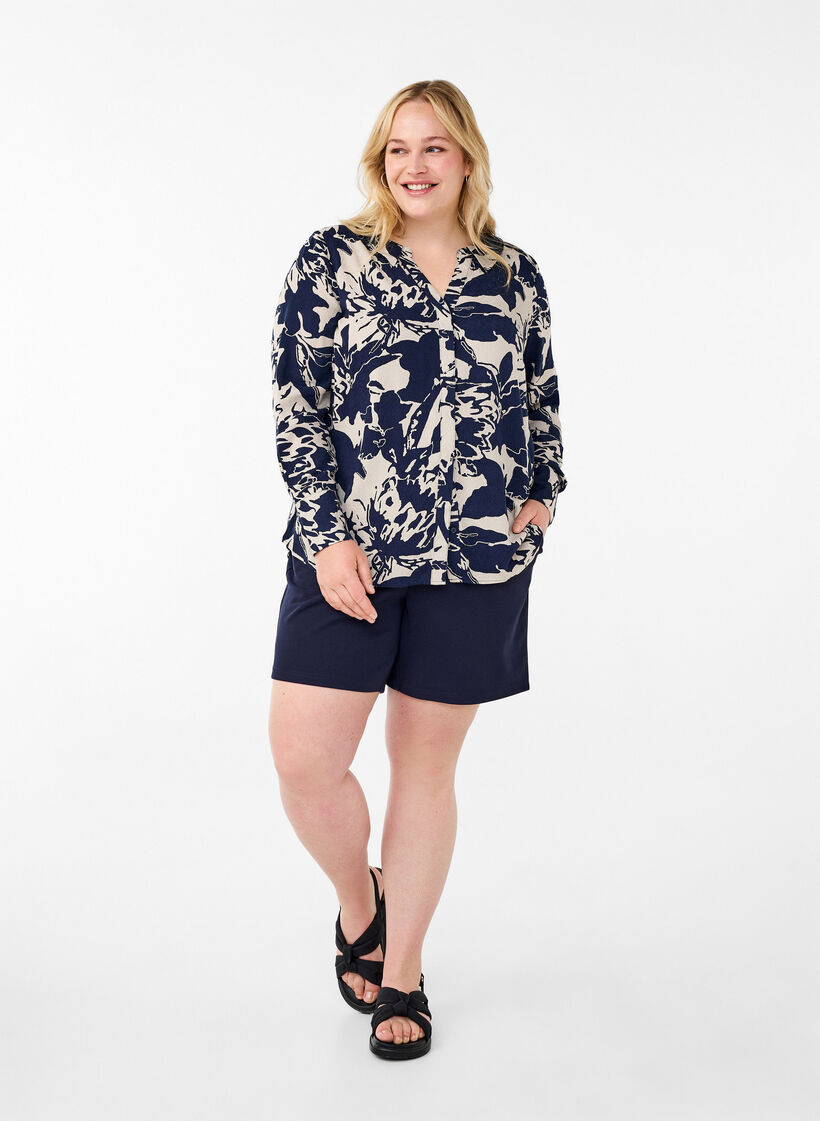 Långärmad skjorta med tryck och v-ringning, Navy Blazer AOP, Model image number 2