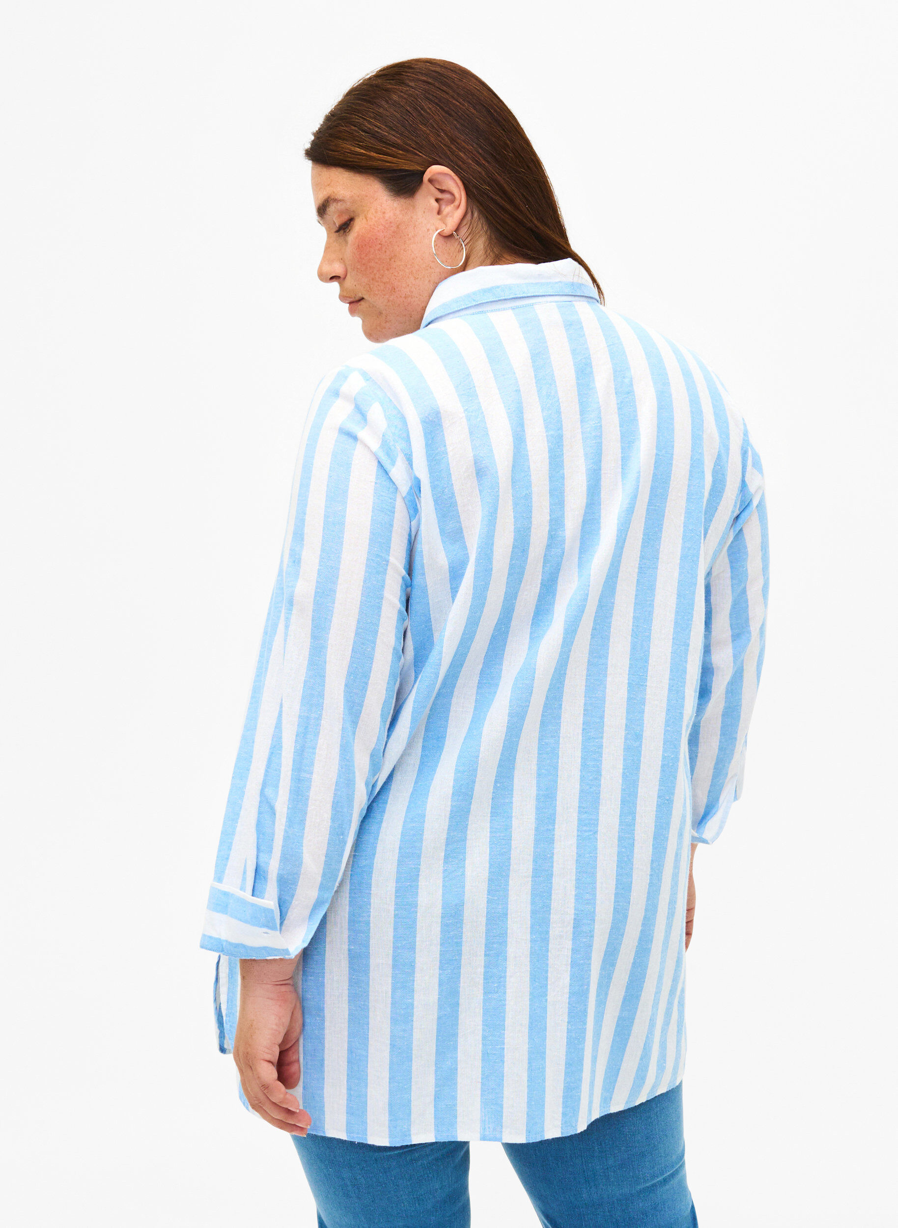Zizzi L&aring;ngskjorta i linne och bomull, Blue White Stripe, Model image number 1