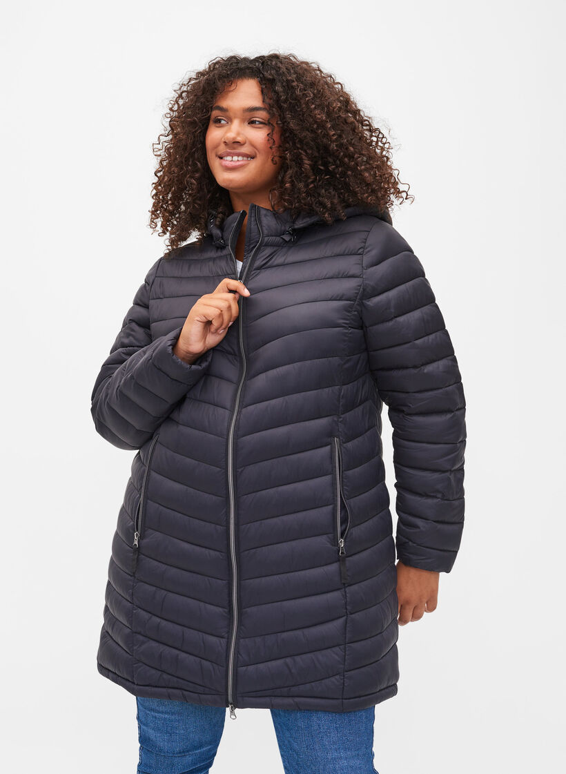 L&auml;ttviktsjacka med fickor och avtagbar huva, Svart, Model image number 0