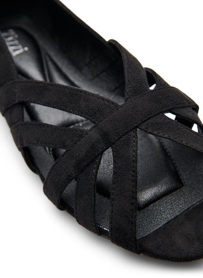 Ballerina i mockaimitation med korsade remmar, Svart, Packshot image number 2