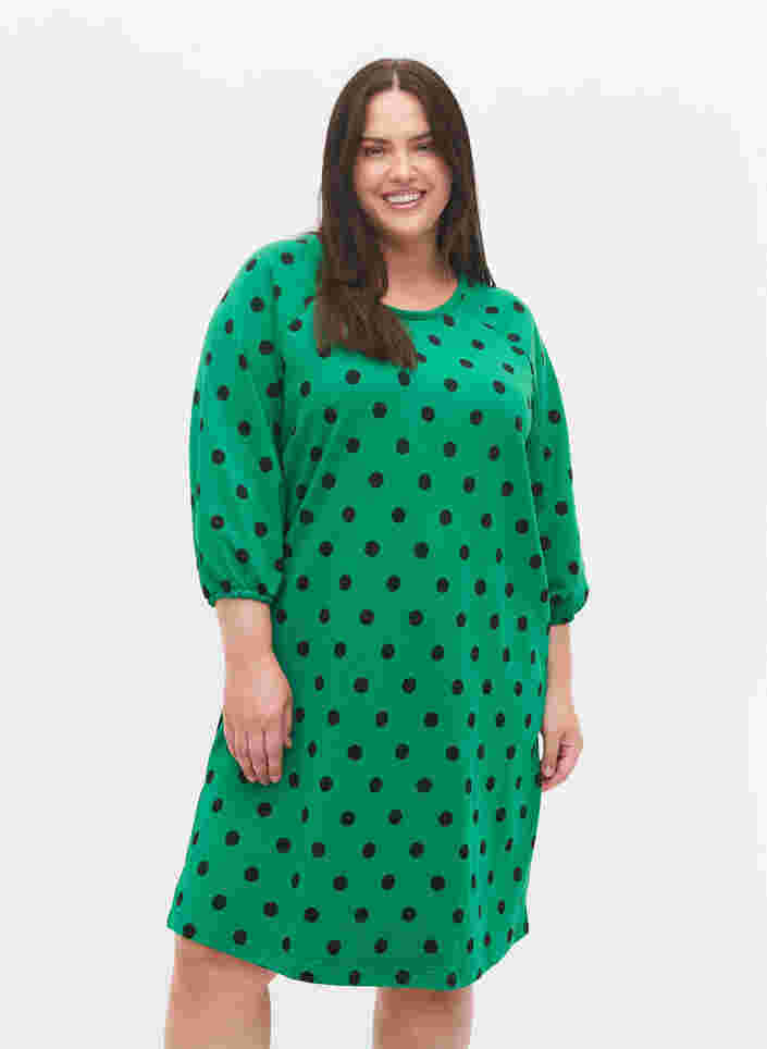 Prickig klänning med 3/4-ärmar, Jolly Green Dot, Model