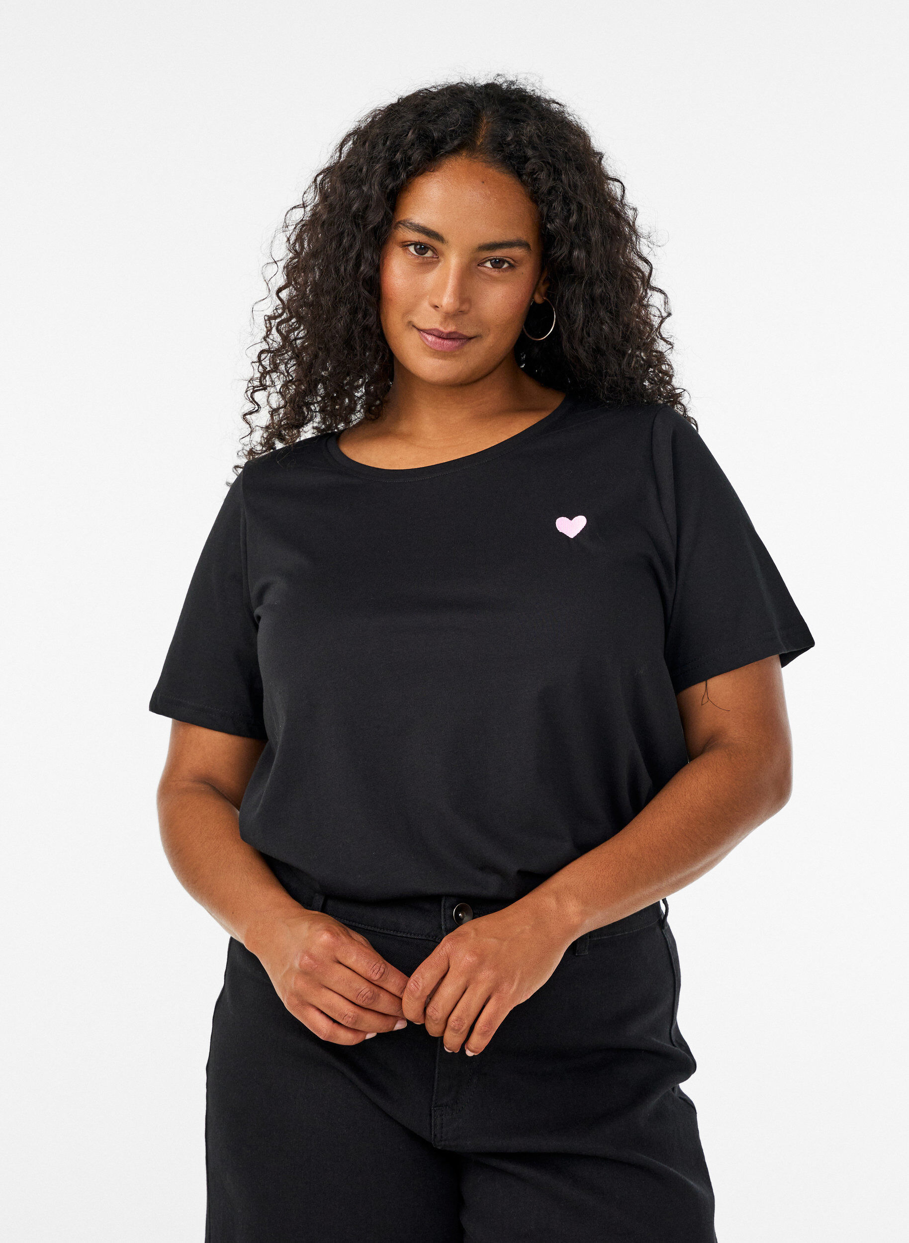 T-shirt med tryck, Svart, Model