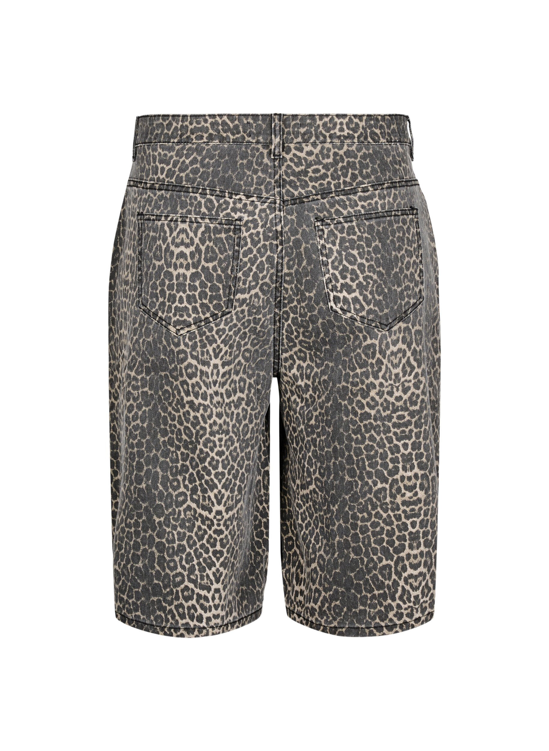 Zizzi Leopardm&ouml;nstrade jeansshorts i bermuda-modell, Brun, Packshot image number 1