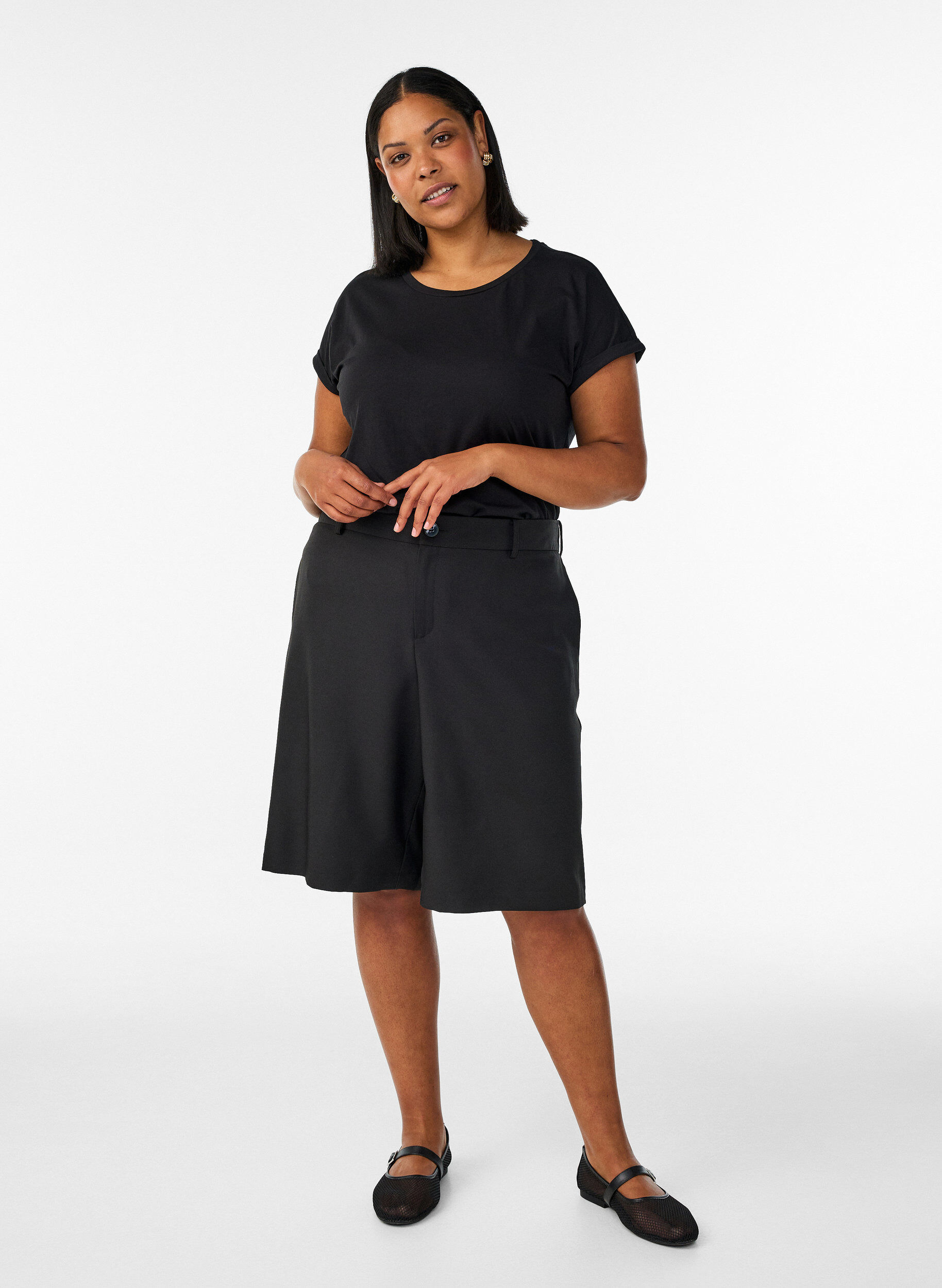 ZizziKort&auml;rmad t-shirt i bomullsmix, Svart, Model image number 1