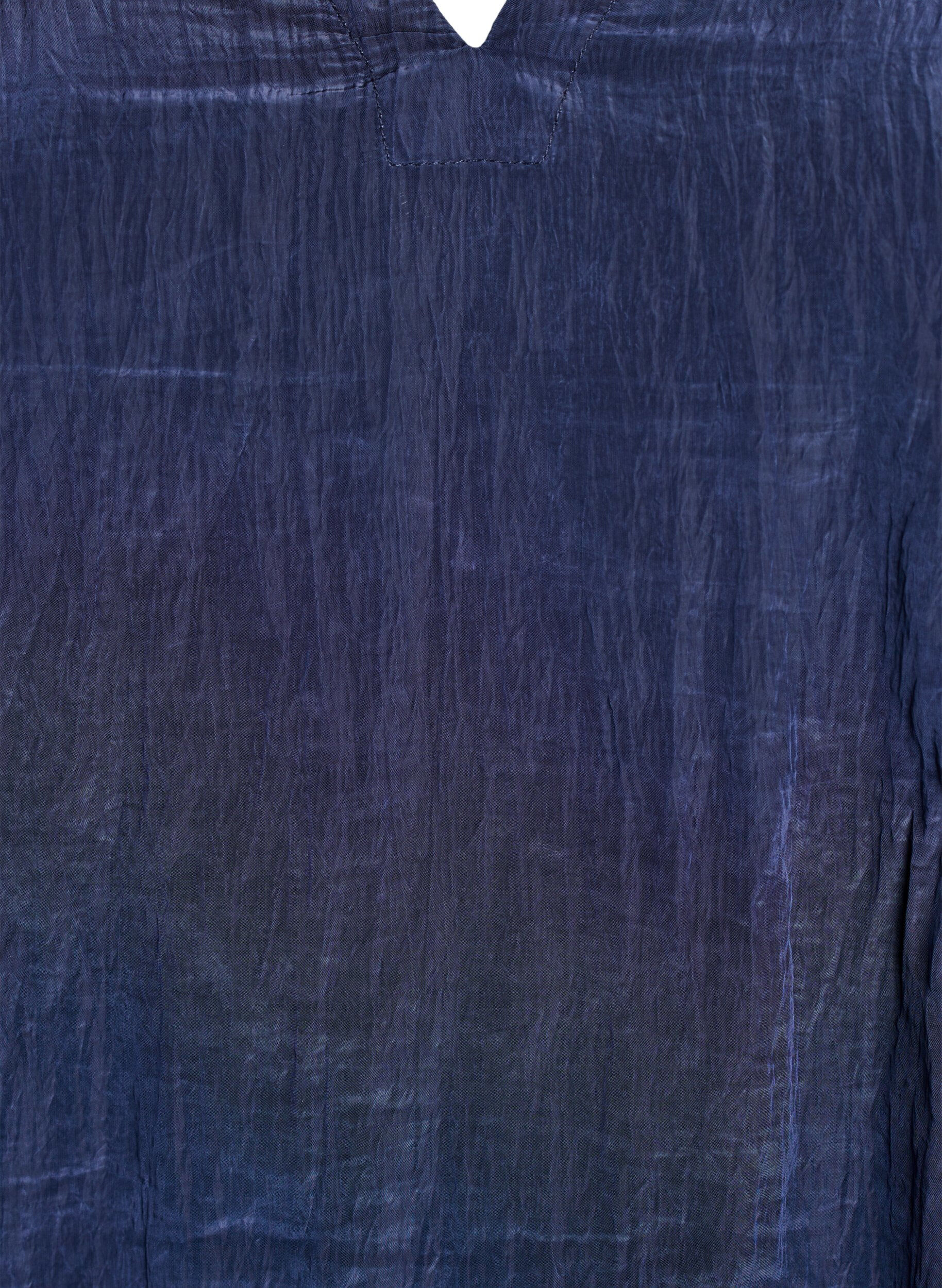 Zizzi Blus med v-ringning och krinklad textur, Bl&aring;, Packshot image number 2