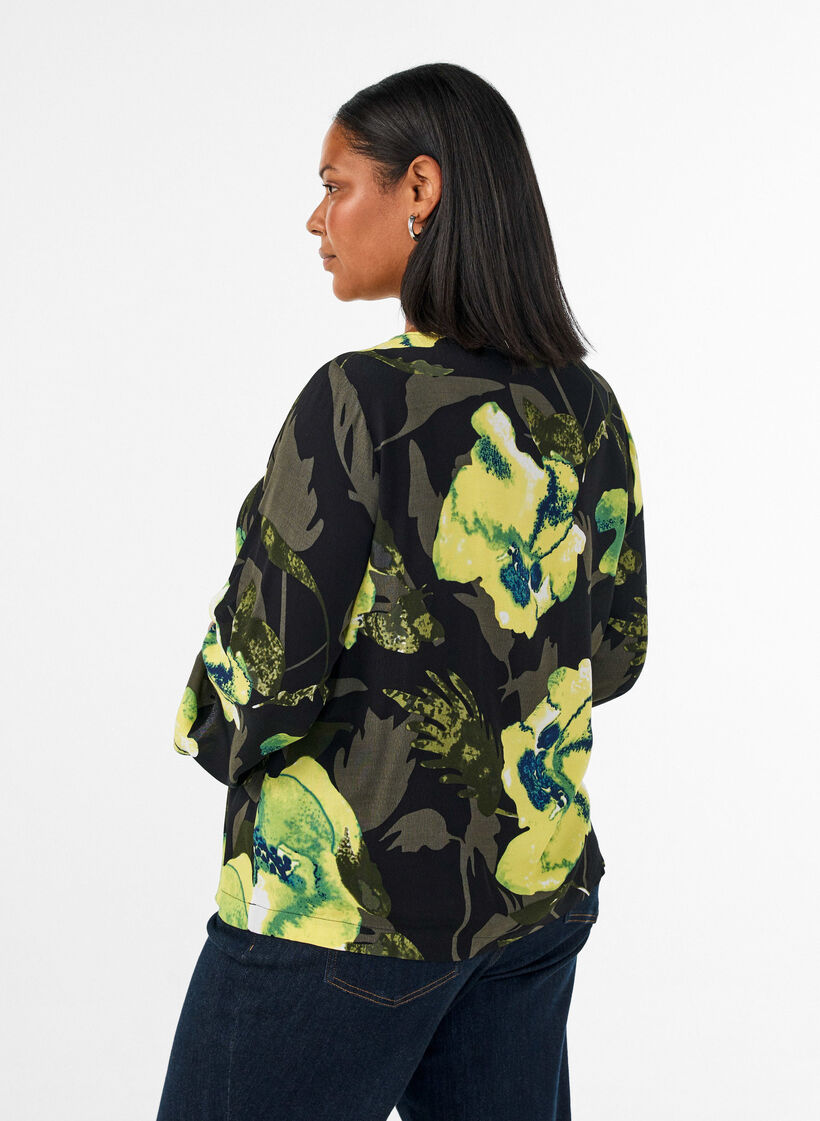 Blommig blus med b&aring;tringning och vida &auml;rmar, Svart, Model image number 2