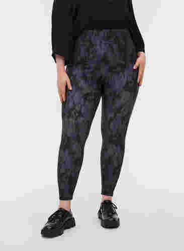 Mönstrade leggings med 7/8-längd, Black AOP, Model image number 2
