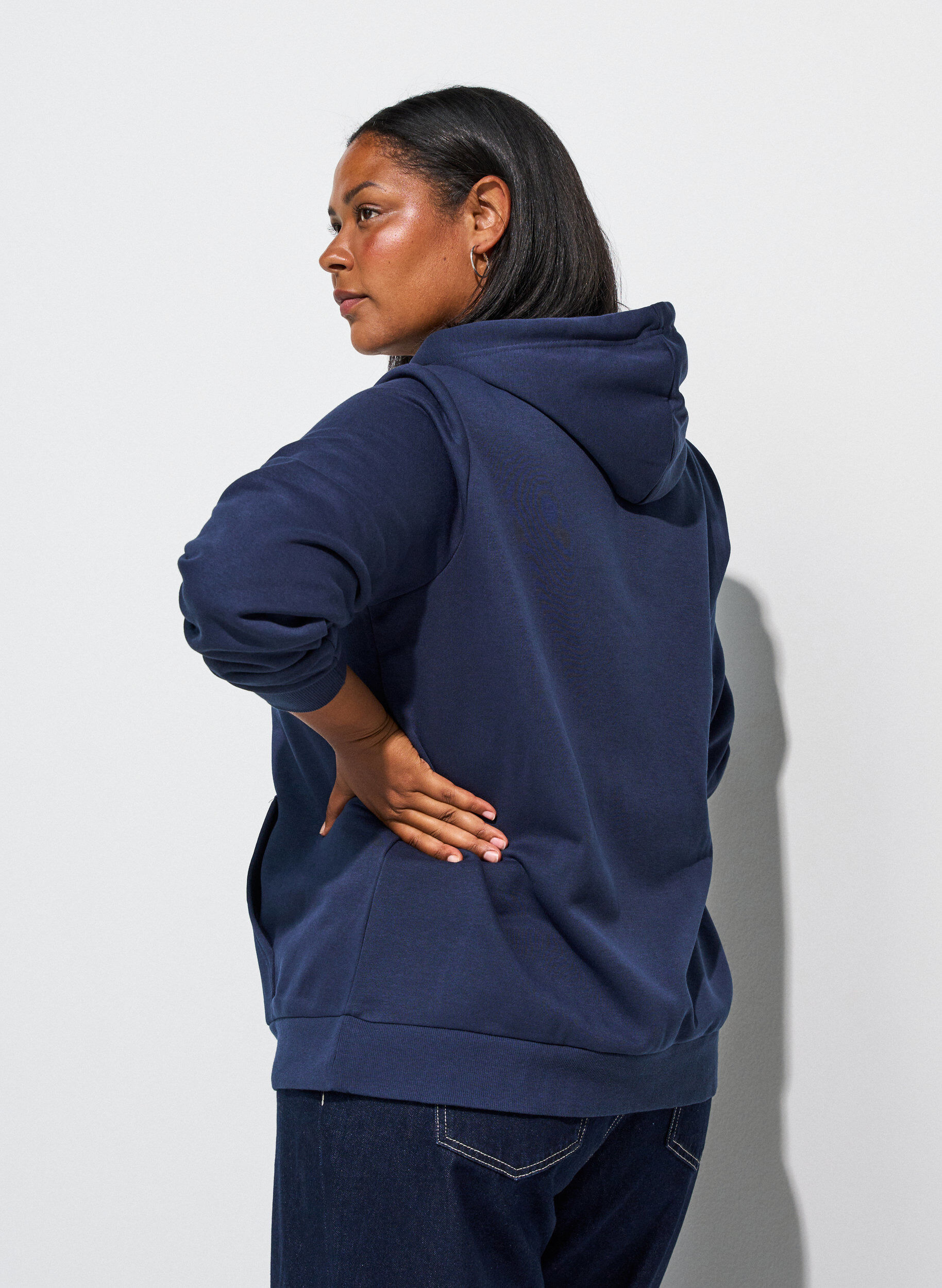 ZizziHuvtr&ouml;ja med dragkedja och fickor, Bl&aring;, Model image number 2
