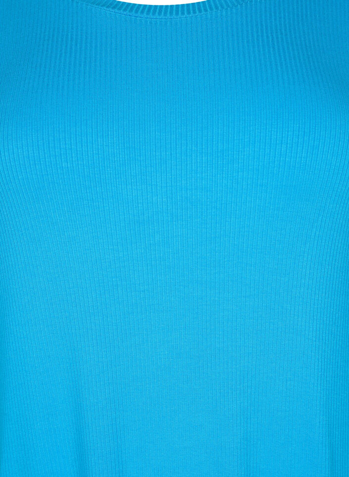 Midiklänning i ribbat viskostyg med korta ärmar, Ibiza Blue, Packshot image number 2