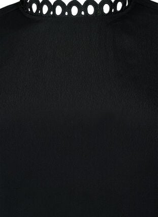 Blus i viskos med crochet ärmar, Black, Packshot image number 2