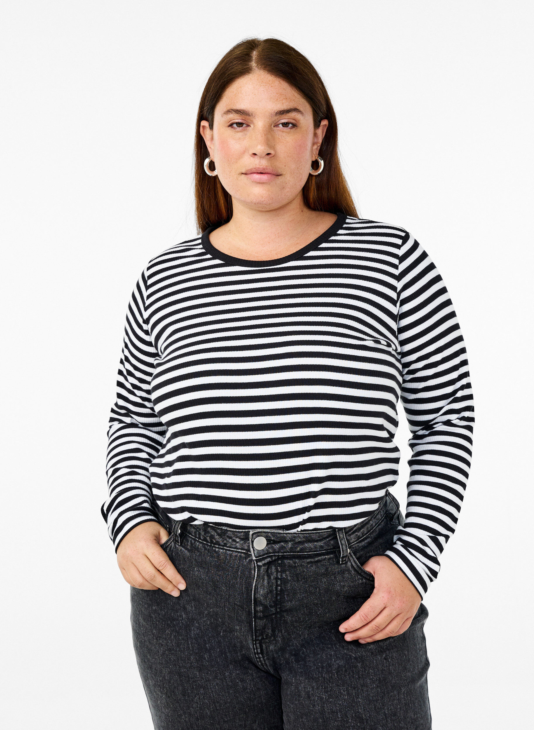 ZizziRandig blus med l&aring;nga &auml;rmar, Svart, Model image number 0