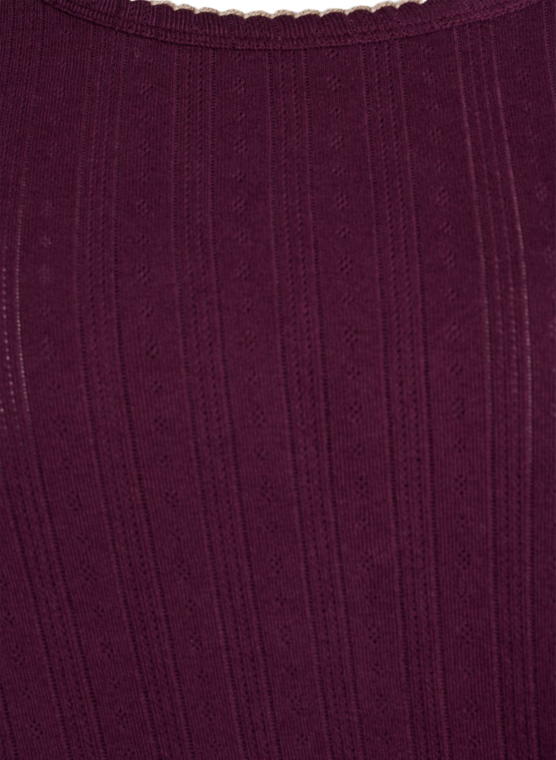 ZizziPyjamastopp i ekologisk bomull med h&aring;lbroderi, M&ouml;rk Bordeaux, Packshot image number 2