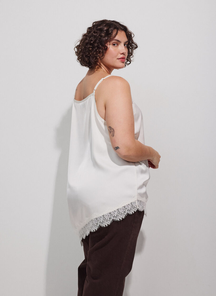 Linne med spets och asymmetrisk nederkant, Vanilla, Model image number 2