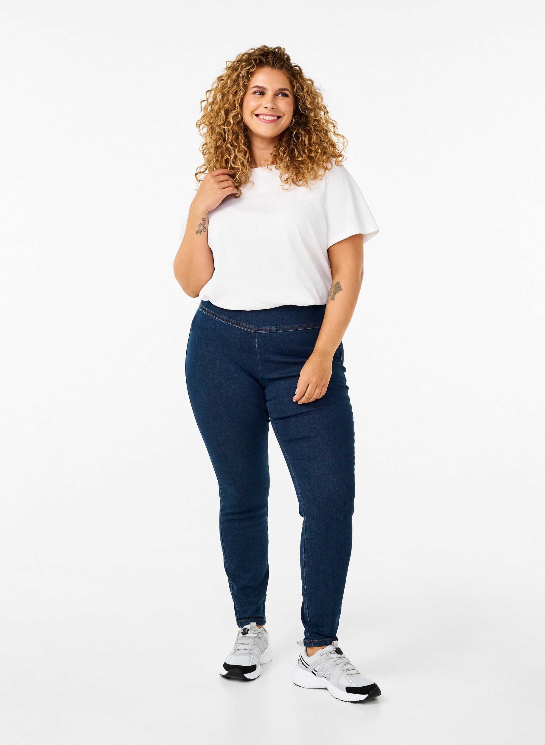 Zizzi Stretchiga jeggings med h&ouml;g midja, Dark Blue, Model image number 0