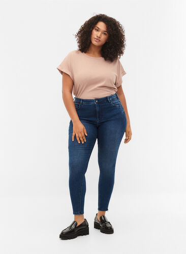 Croppade Amy jeans med blixtlås, Dark blue denim, Model image number 0