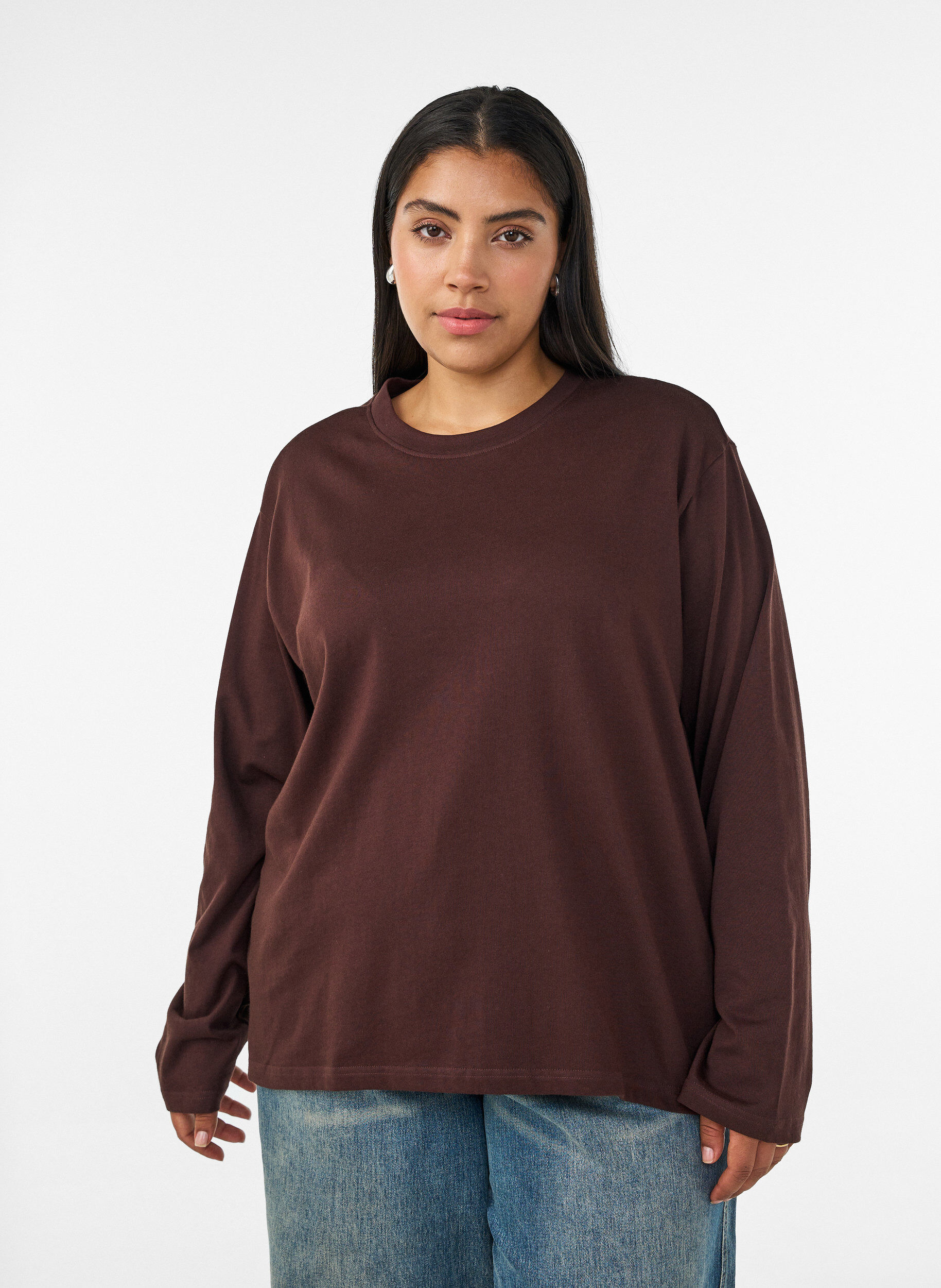 Bas-t-shirt med l&aring;nga &auml;rmar, Brun, Model