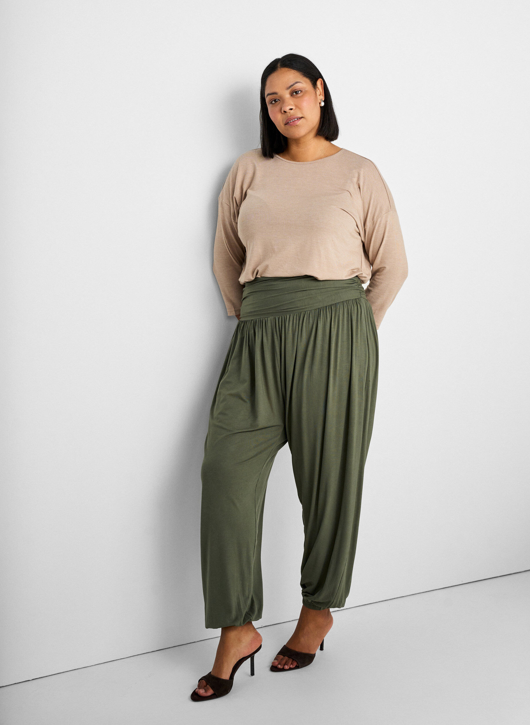 Zizzi Jerseyblus med 3/4-&auml;rm, Beige, Image image number 0