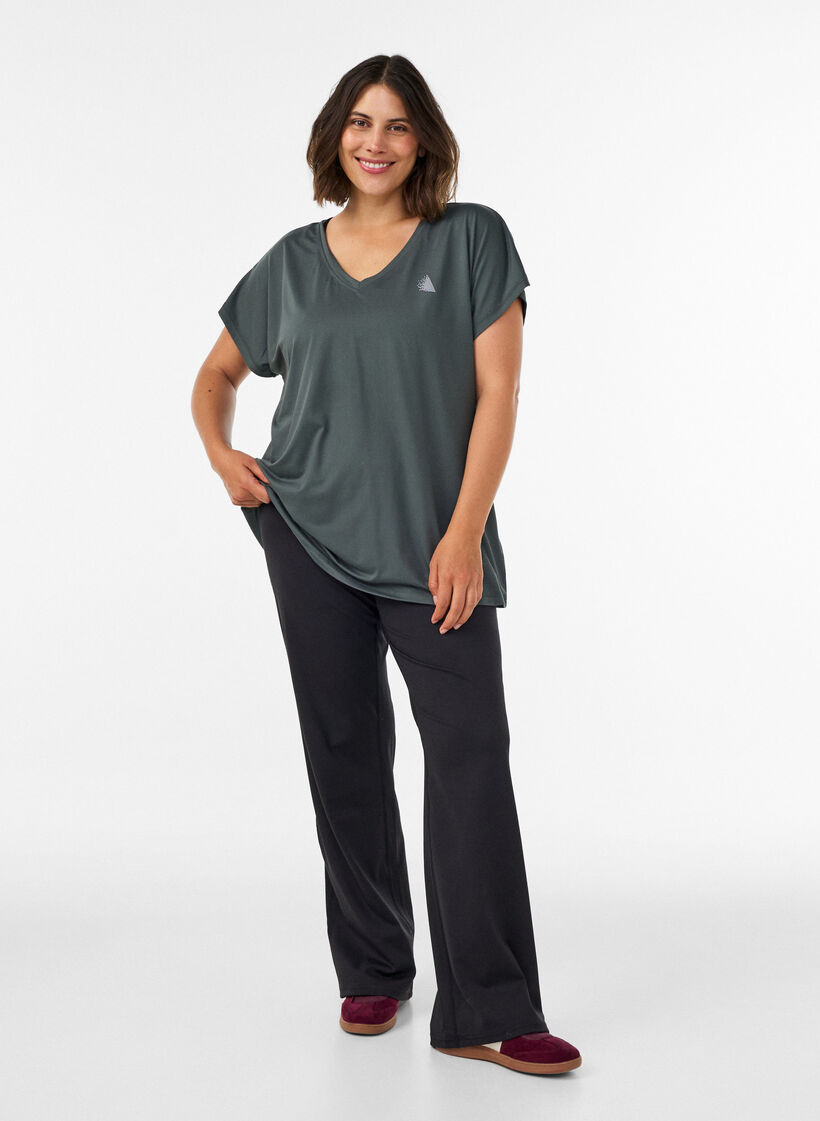 L&ouml;s tr&auml;ningst-shirt med v-ringning, Gr&ouml;n, Model image number 1