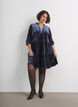Kort kl&auml;nning i velour med volangkrage och l&aring;nga &auml;rmar, Bl&aring;, Model image number 1