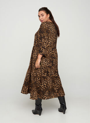 Midiklänning i viskos med 3/4 ärmar och leopardmönster, Raw Umber AOP, Model image number 1
