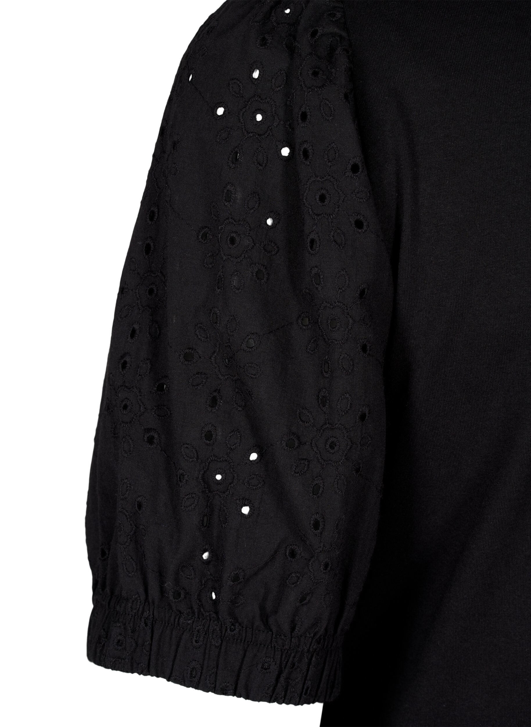 Zizzi Blus i ekologisk bomull med broderie anglaise-&auml;rmar, Black, Packshot image number 3