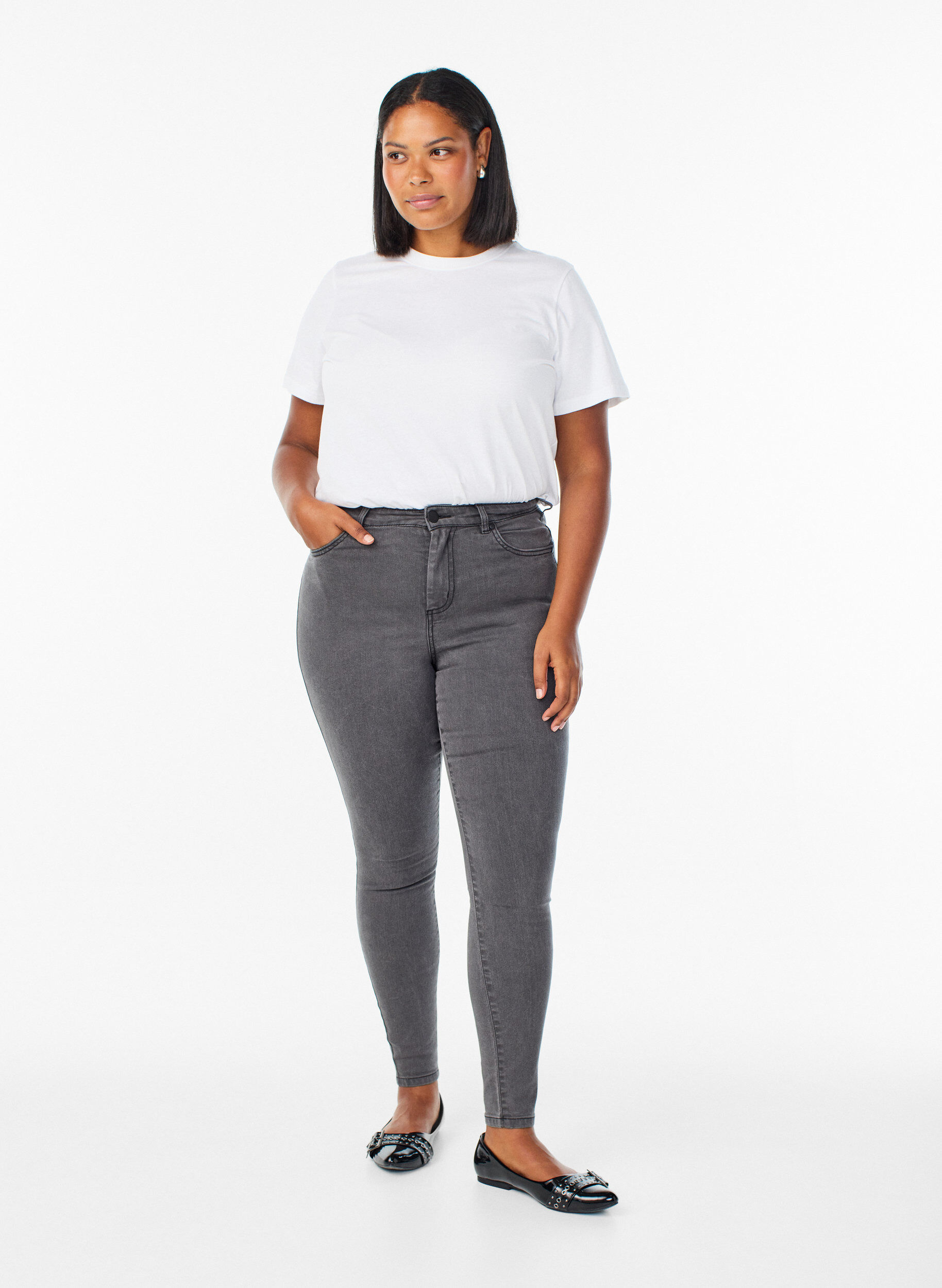 Amy jeans med h&ouml;g midja och supersmal passform, Gr&aring;, Model