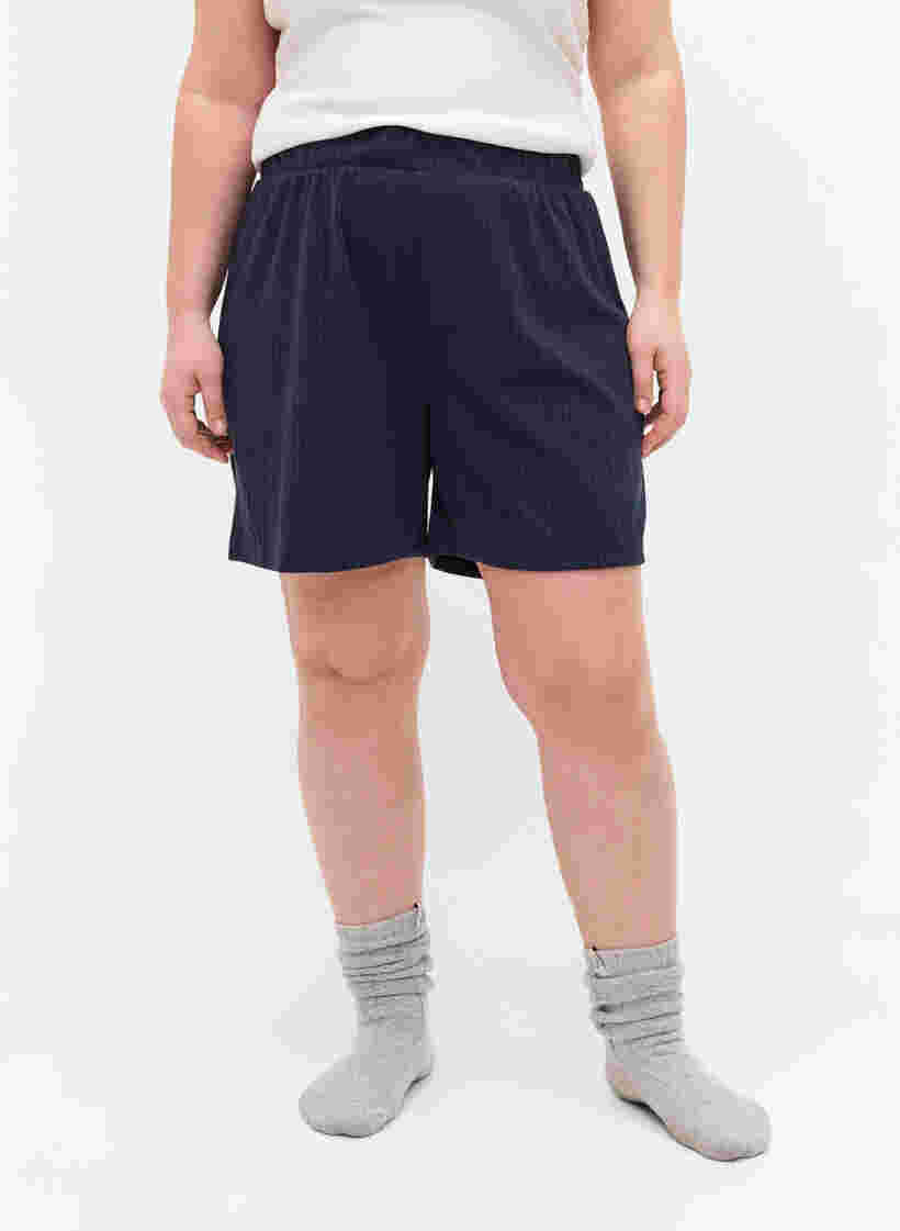 Lösa shorts i tyg med struktur, Navy Blazer, Model image number 1