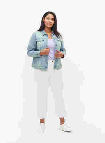 Ljus jeansjacka med bröstfickor, Light blue denim, Model image number 2
