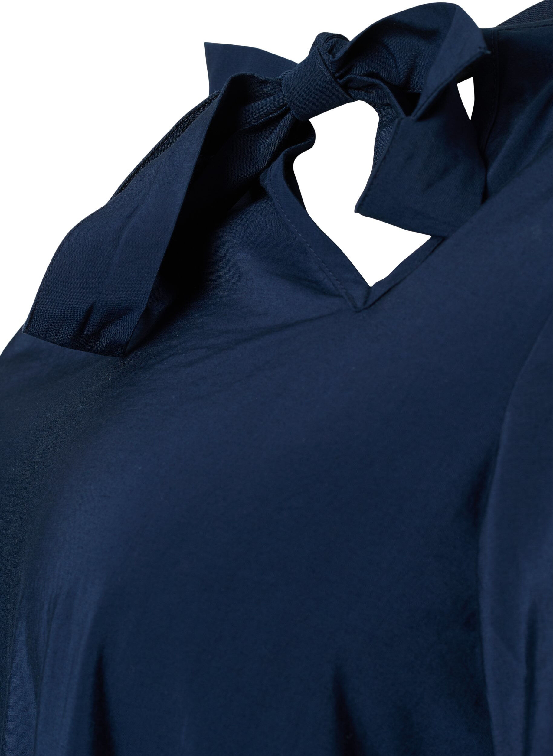 Zizzi L&aring;ng&auml;rmad viskoskl&auml;nning med rosett, Total Eclipse, Packshot image number 2