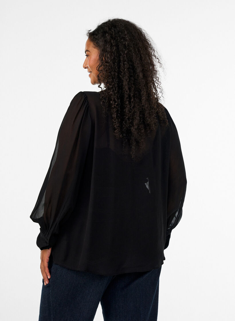 Blus i viskos med volangkrage, Svart, Model image number 2