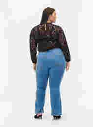 Ellen bootcut jeans med hög midja, Light blue, Model