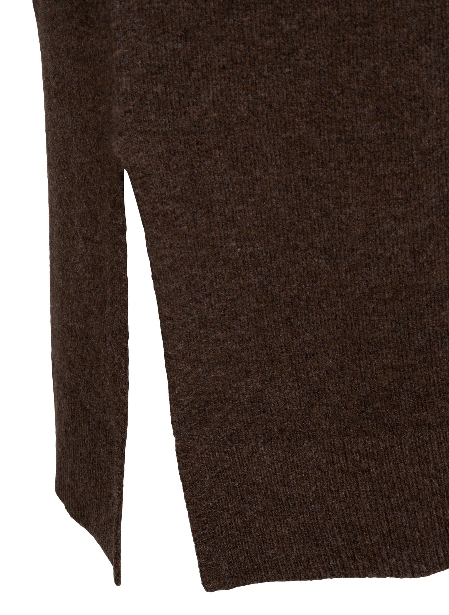 ZizziL&aring;ng&auml;rmad stickad kl&auml;nning med V-ringning, Brun, Packshot image number 3